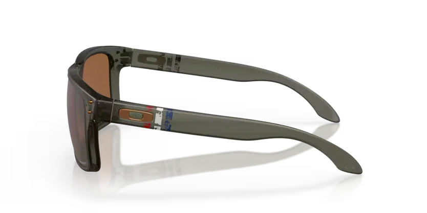 Oakley | 9102 Holbrook | Matte olive ink