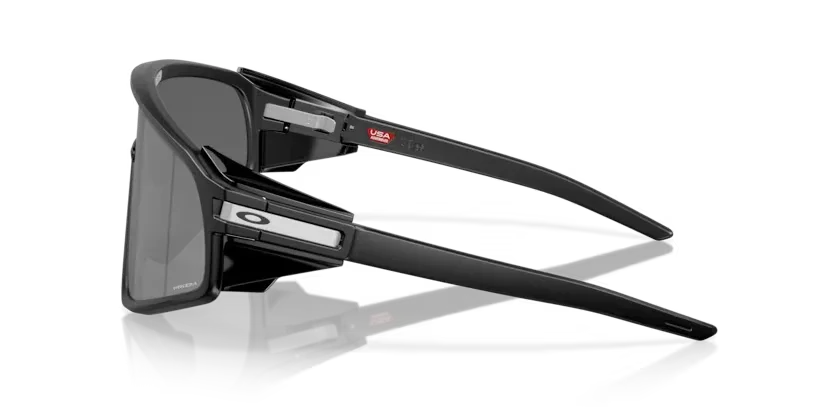 Oakley | 9404 Latch Panel | Matte black